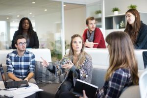 Negócios: Por que Não Adianta Competir com os Concorrentes?