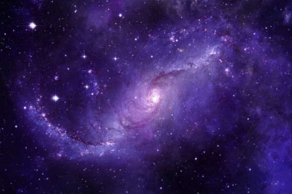 como funciona o universo universo com estrelas e manchas roxas