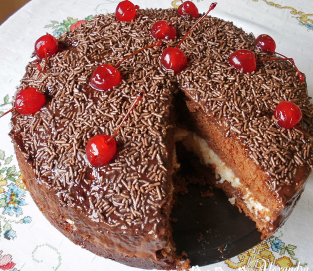 Bolo de Prestígio Fácil, Delicioso, Gelado e Prático de Fazer