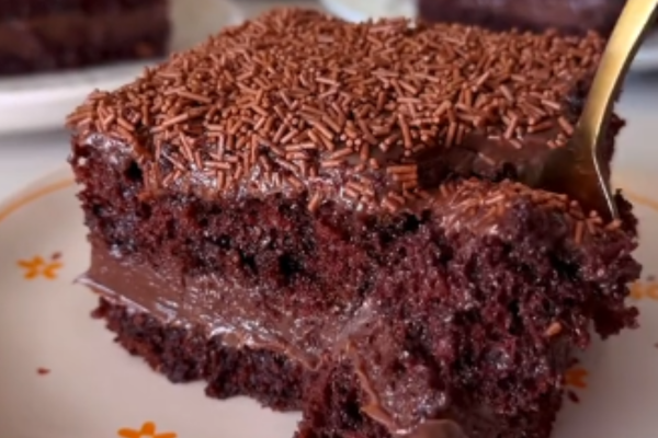 Bolo de Brigadeiro Gelado. Aprenda o Passo a Passo Desta Delícia