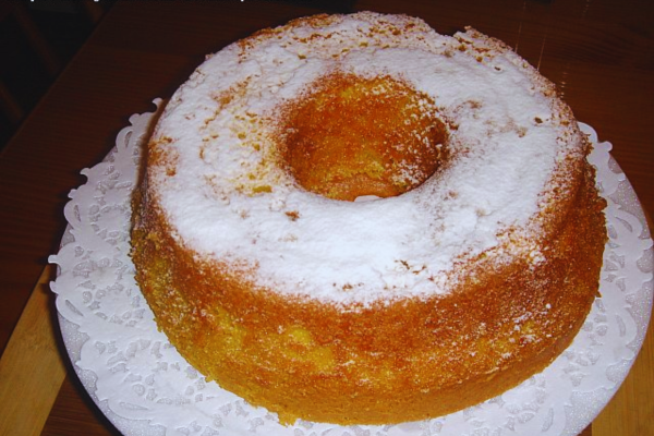 Bolo de Laranja com Iogurte: Receita Molhadinha e Irresistível